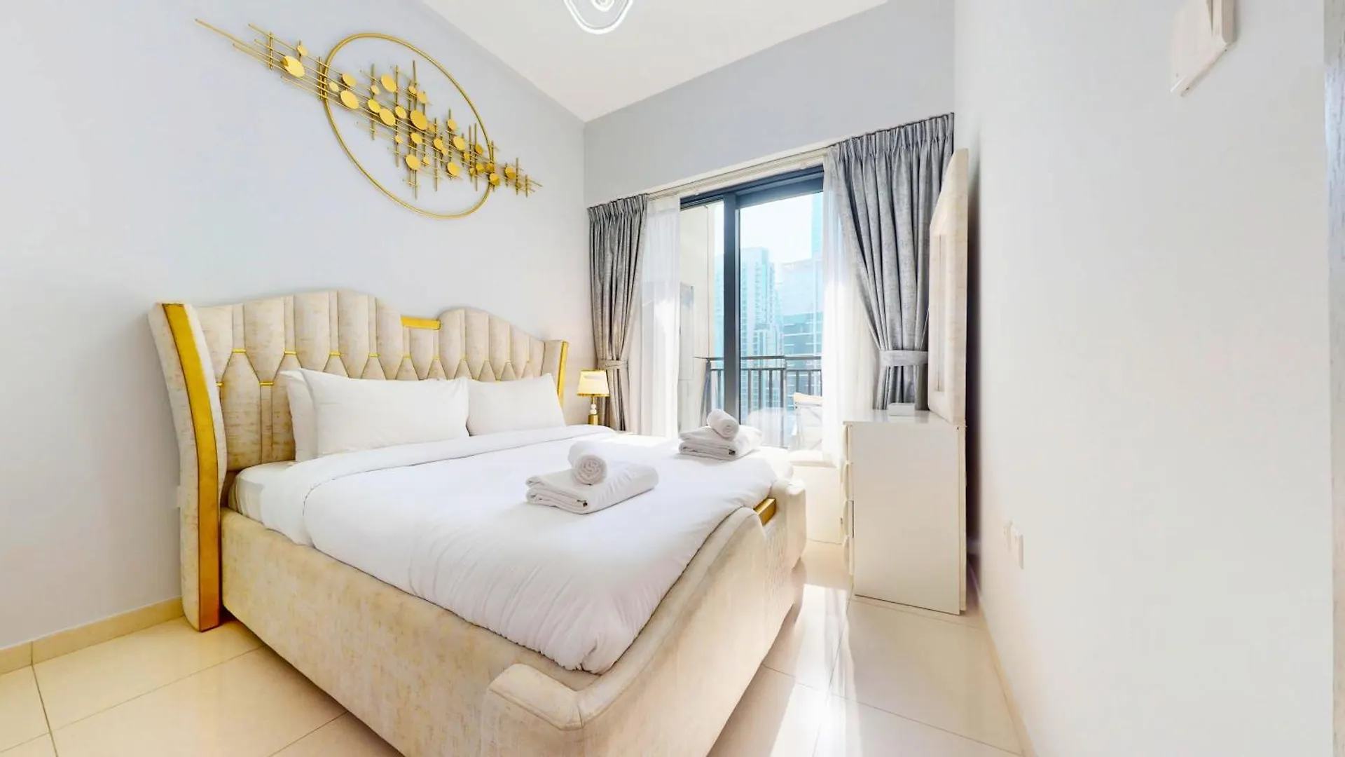 Trps - Zada Tower, Business Bay - 1Br Retreat With Panoramic City View Dubai Apartment