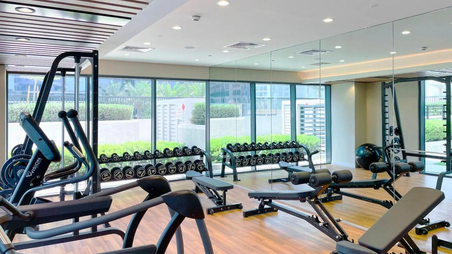 Trps - Zada Tower, Business Bay - 1Br Retreat With Panoramic City View Dubai
