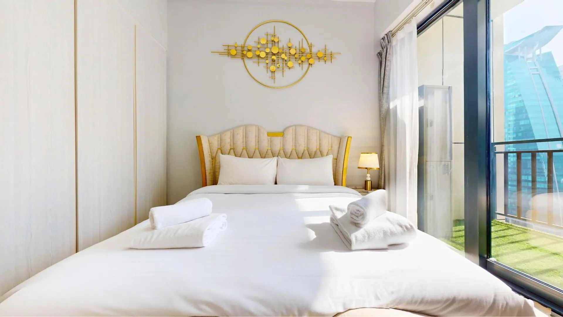 Trps - Zada Tower, Business Bay - 1Br Retreat With Panoramic City View Dubai 0*,  United Arab Emirates